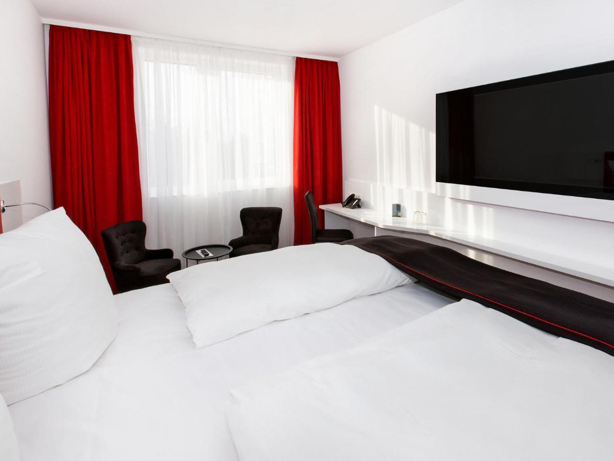 แอร์พอร์ต โฮเต็ล ซูริค Hotel Opfikon-Glattbrugg ภายนอก รูปภาพ